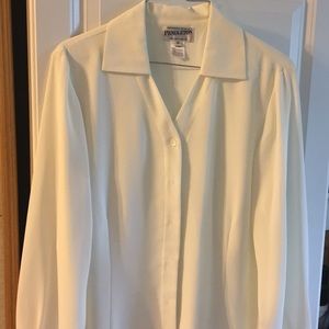 Pendleton fitted dress blouse. New condition.